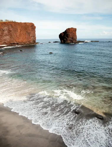 View of Puʻu Pehe on Lānaʻi in Hawaiʻi