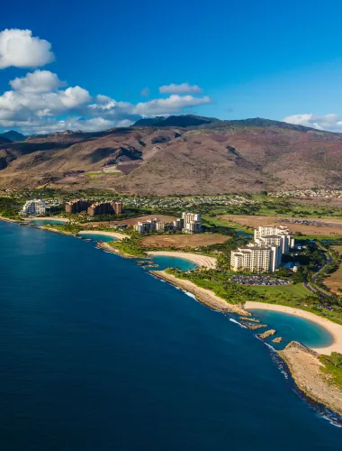 Aerial of resorts along the coast near Kapolei on Oʻahu